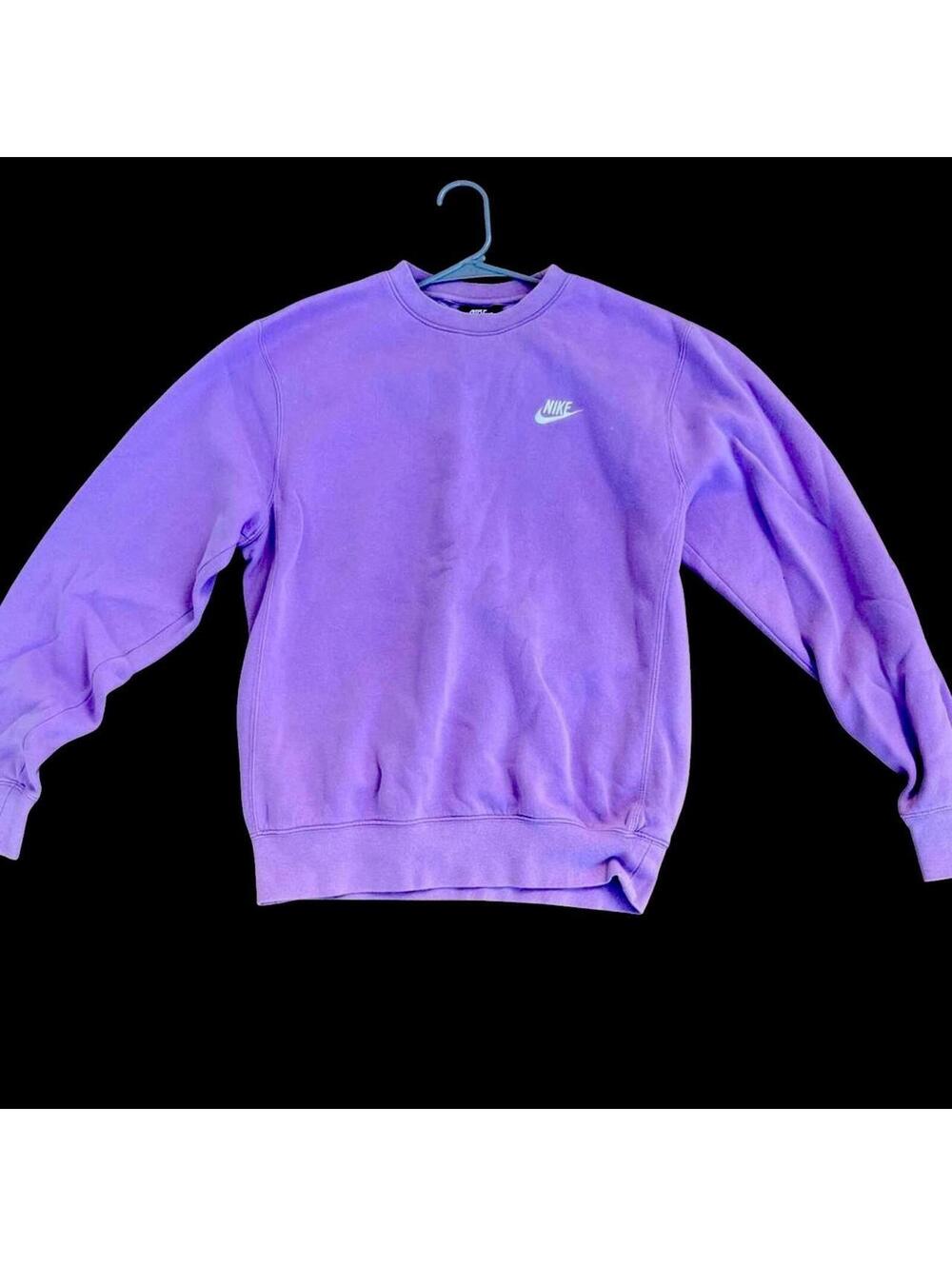 Nike Women's Purple Sweatshirt